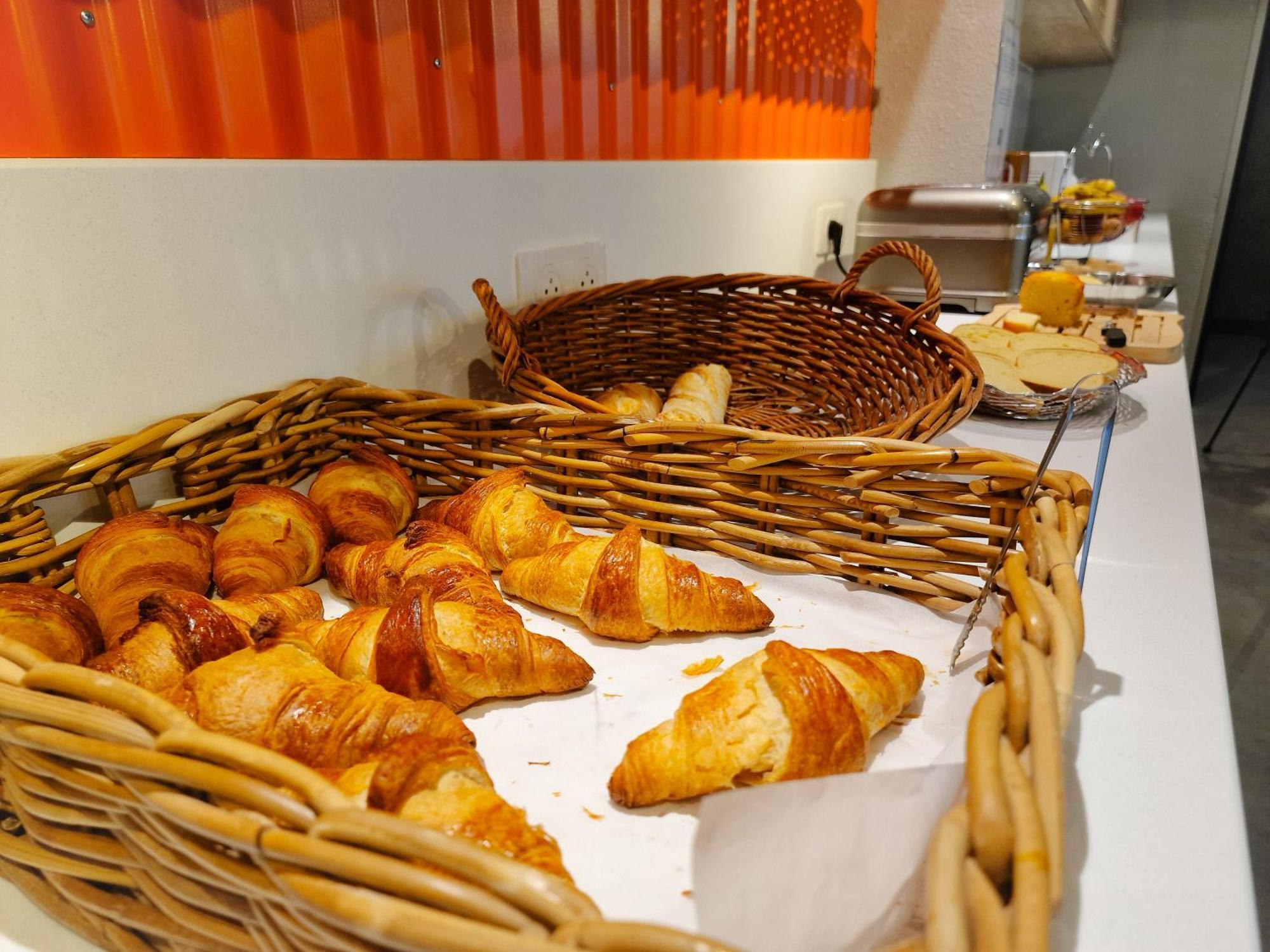 Ibis Budget Lille Marcq En Baroeul Esterno foto