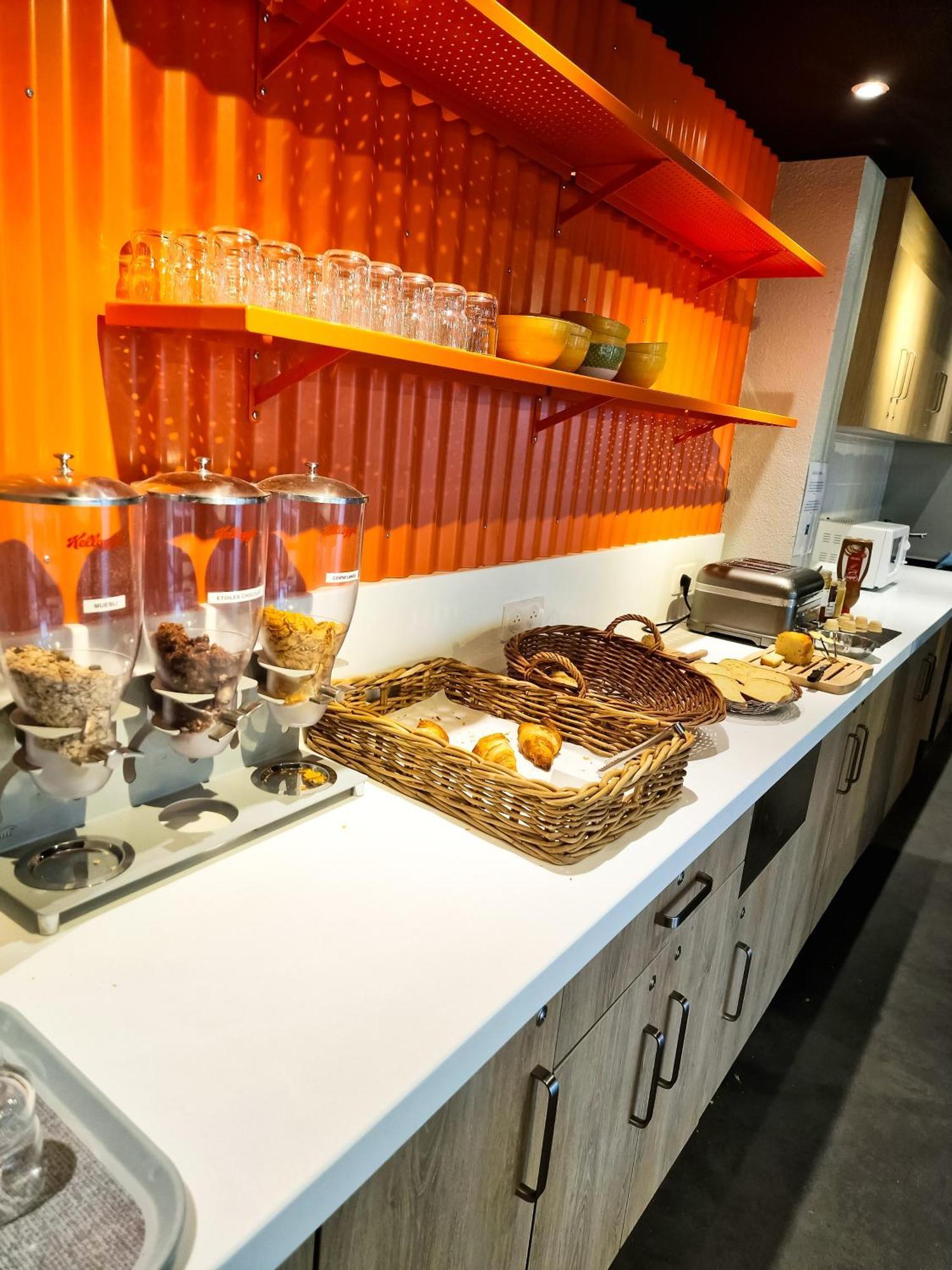 Ibis Budget Lille Marcq En Baroeul Esterno foto
